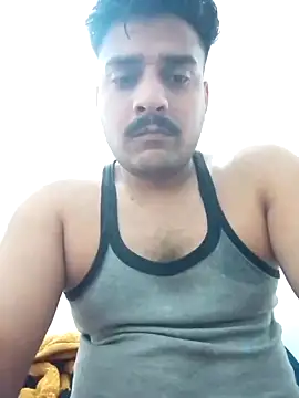 Decentlover67 online show from April 13, 2:32 pm
