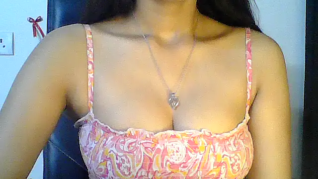 Hot Deepansi02 online show from May 30, 2:34 pm