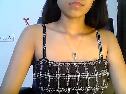 Hot Deepansi02 online show from July 4, 4:11 pm