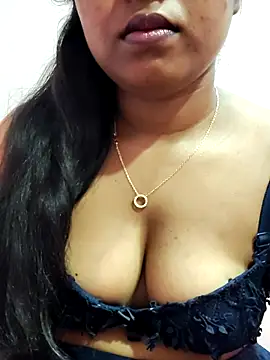 hotmiki online show from April 12, 3:59 pm