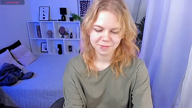 ElizabethVane online show from May 21, 5:38 am