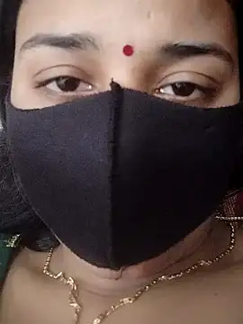 Snapshot of Shalini_08 chatting on April 8, 11:12 am Shalini 08 online show from April 8, 11:12 am