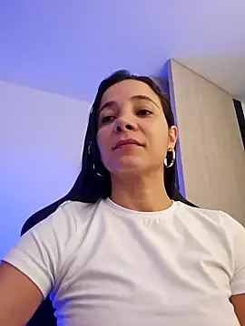 miaeyex online show from April 21, 12:01 pm