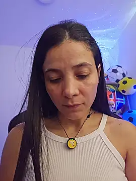 Snapshot of miaeyex chatting on June 19, 12:11 pm miaeyex online show from June 19, 12:11 pm