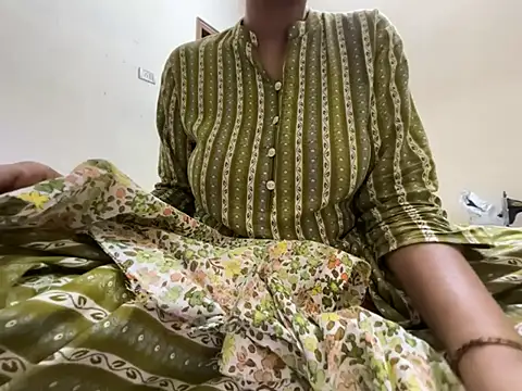 Noor Sexy02 online show from May 29, 10:43 am