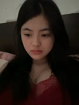 Snapshot of Sweet20-20 chatting on June 6, 2:28 am Sweet20-20 online show from June 6, 2:28 am