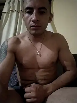 Snapshot of gabosexi007 chatting on March 16, 5:44 am gabosexi007 online show from March 16, 5:44 am