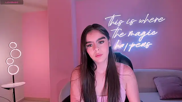 AntonellaDimeo online show from June 25, 4:32 am