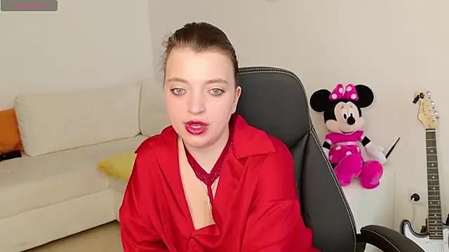 Minnie mouse 18 online show from March 17, 10:07 am