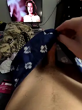 Snapshot of Matthewissexy25 chatting on March 15, 11:34 pm Matthewissexy25 online show from March 15, 11:34 pm