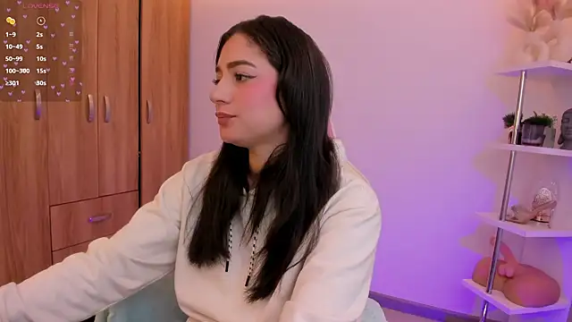 KittyFeet1 online show from July 27, 9:33 pm