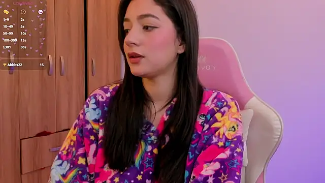 KittyFeet1 online show from August 5, 8:36 pm
