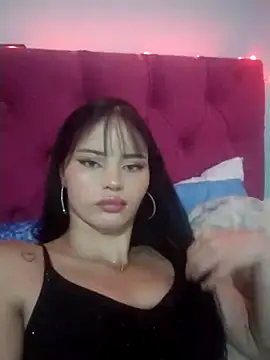 deisypinzongaleano online show from March 28, 5:47 pm