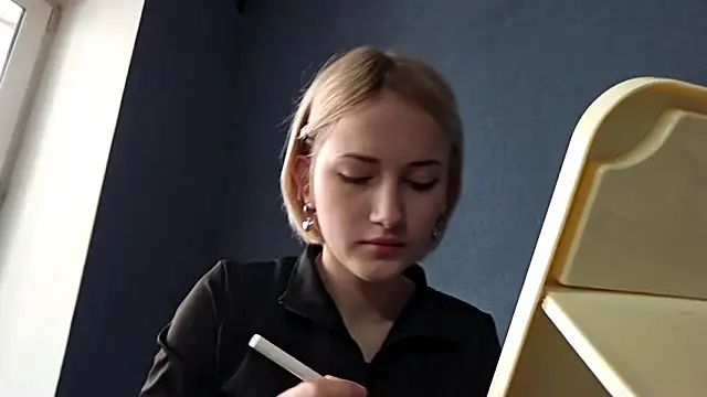 Snapshot of SofiaCashe chatting on March 15, 7:26 am SofiaCashe online show from March 15, 7:26 am