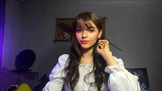 CareyDevan online show from March 31, 2:08 pm