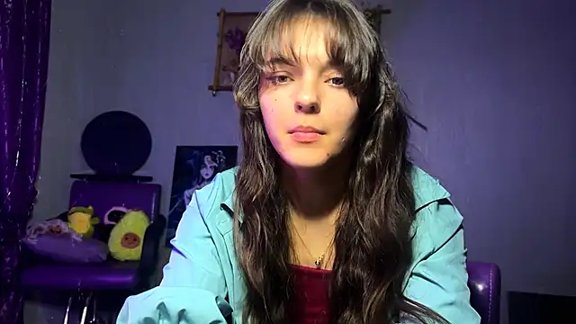 CareyDevan online show from April 9, 1:28 pm