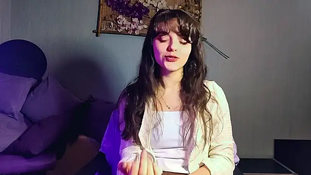 CareyDevan online show from March 18, 1:24 pm