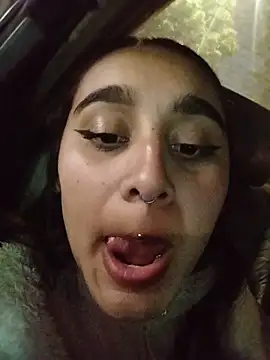 Mia skyy18 online show from June 4, 4:39 am