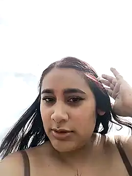 Mia skyy18 online show from June 24, 6:06 pm