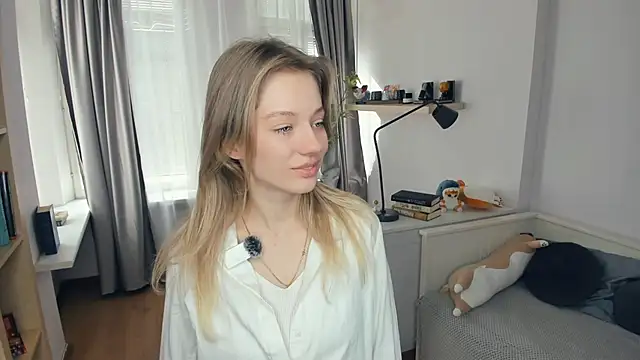 AikoEasterly online show from March 19, 10:04 am