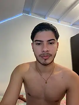 ApoloGray   online show from May 27, 8:16 pm