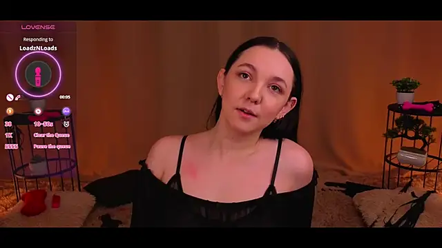 CindyBkitty online show from May 9, 3:15 pm