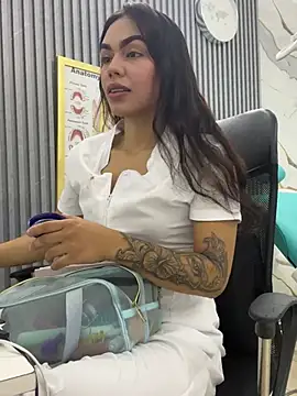 daniela-sexy online show from May 6, 2:21 pm