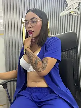 daniela-sexy online show from June 1, 2:39 pm