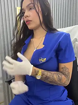 daniela-sexy online show from May 17, 1:22 pm