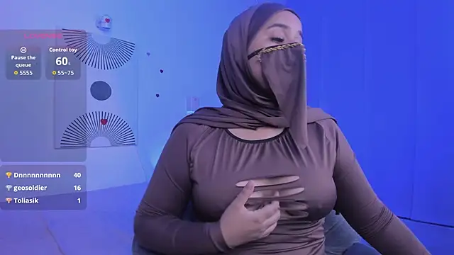 Aminaa Kaarim online show from July 11, 1:17 am