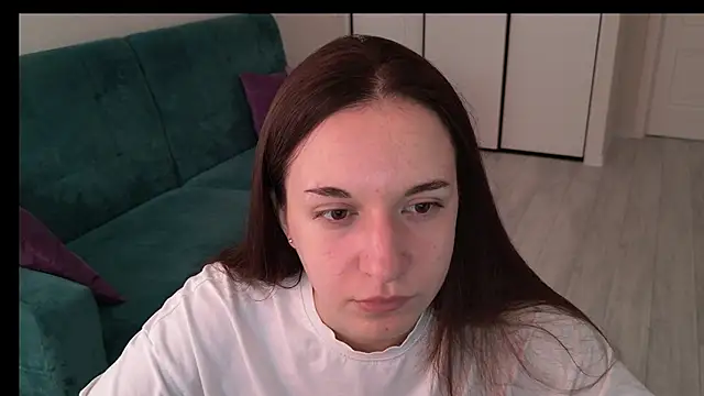 Snapshot of Ola_Queen chatting on June 30, 5:07 am Ola Queen online show from June 30, 5:07 am