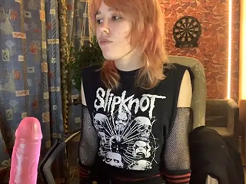 whiny emo boi online show from April 15, 7:07 pm