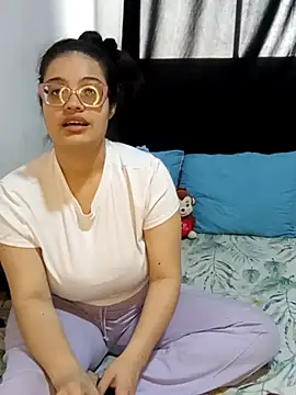 annie yin1 online show from March 19, 5:24 pm