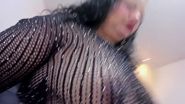 MAYTE1096 online show from March 28, 7:37 pm