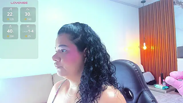 MAYTE1096 online show from July 9, 7:24 pm