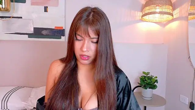 HelenaFoumier online show from May 25, 10:19 pm