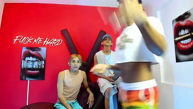 AVENGER GUYS1 online show from March 16, 1:48 pm