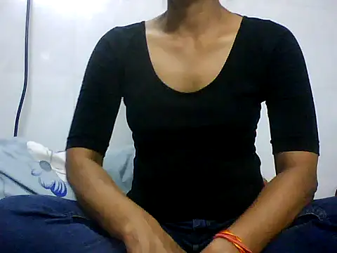 Sonam1186 online show from April 17, 7:28 pm