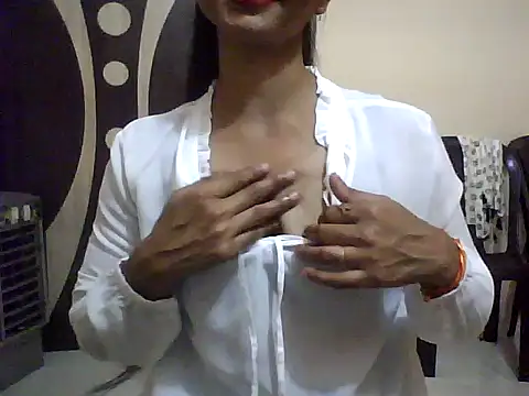 Sonam1186 online show from May 3, 5:45 am