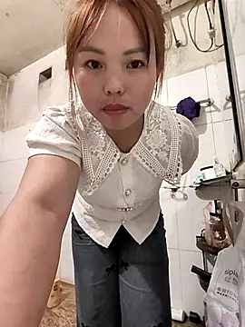 Mina xYx online show from March 21, 1:59 pm