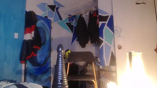 punkyslut69 online show from April 15, 9:48 am