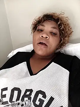 BeverlyQueen15 online show from March 31, 10:17 am