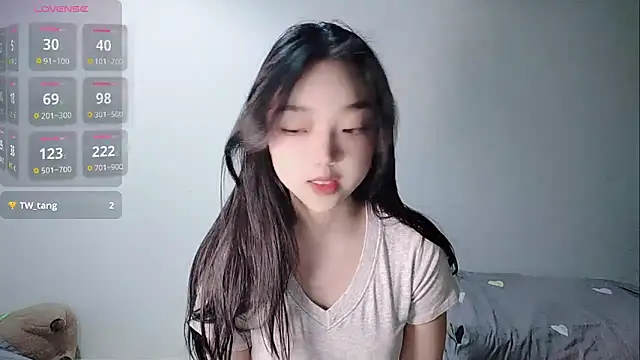 oblakitty  online show from March 19, 11:05 pm