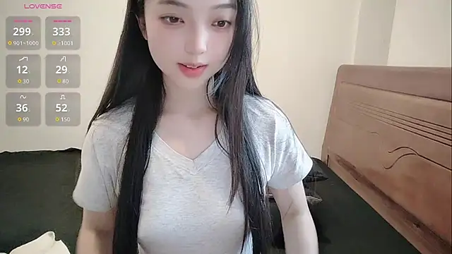 Snapshot of oblakitty_ chatting on May 12, 9:48 am oblakitty online show from May 12, 9:48 am