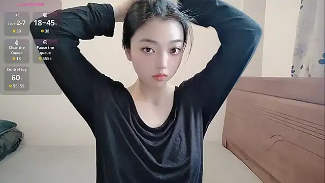 Snapshot of oblakitty_ chatting on May 25, 12:54 am oblakitty online show from May 25, 12:54 am