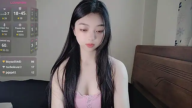 oblakitty  online show from April 21, 1:42 am