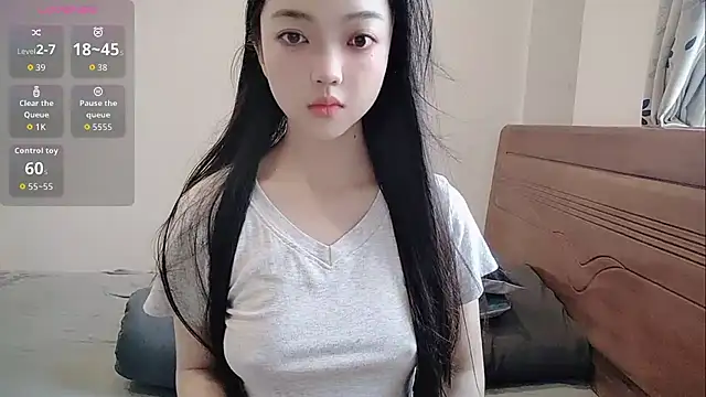 Snapshot of oblakitty_ chatting on May 23, 12:42 am oblakitty online show from May 23, 12:42 am
