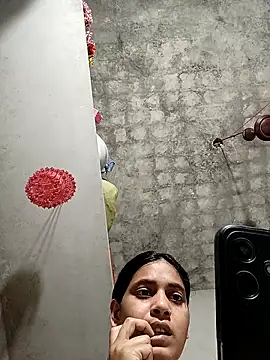 Pari 76 online show from March 18, 12:41 pm