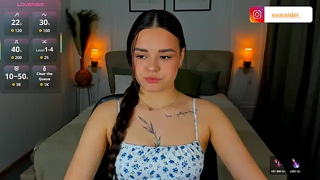 EvaRaider online show from April 23, 1:46 pm