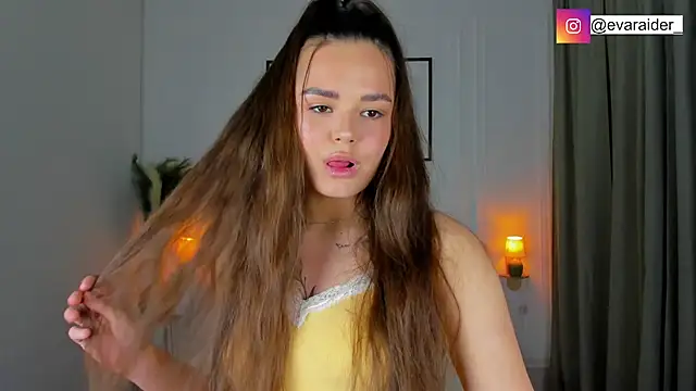 EvaRaider online show from April 13, 1:37 pm